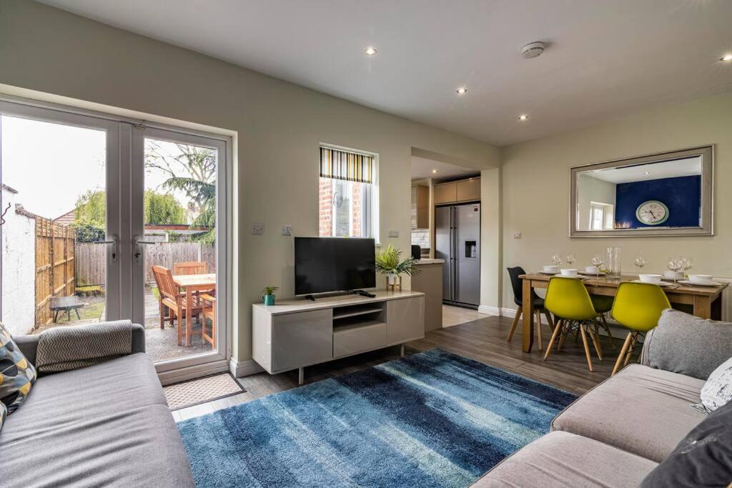 Dovecote House Beeston Private Parking 15Mins From Nottingham City Centre Close To Qmc Hospital Exteriér fotografie